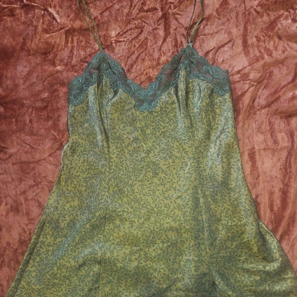 Victoria's secret lace and silk slip / dress SMALL